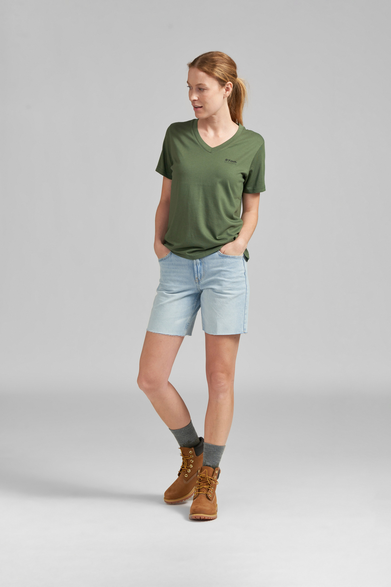 T-shirt BASIC V GREEN Dames